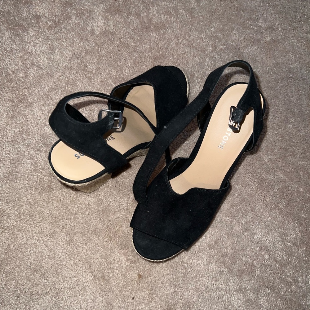Size 9 wedge heels